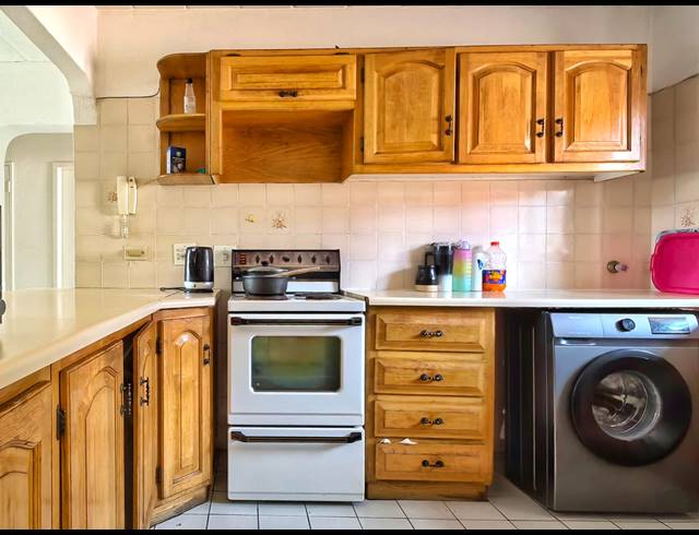 2 BEDROOM APARTMENT FOR SALE IN FERNDALE